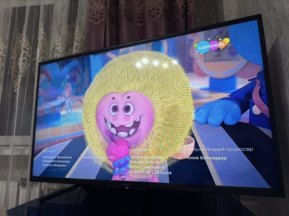 Телевизор Sony (диогналь 119см vrode)