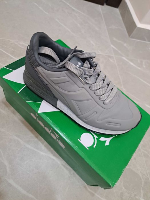 Маратонки Diadora