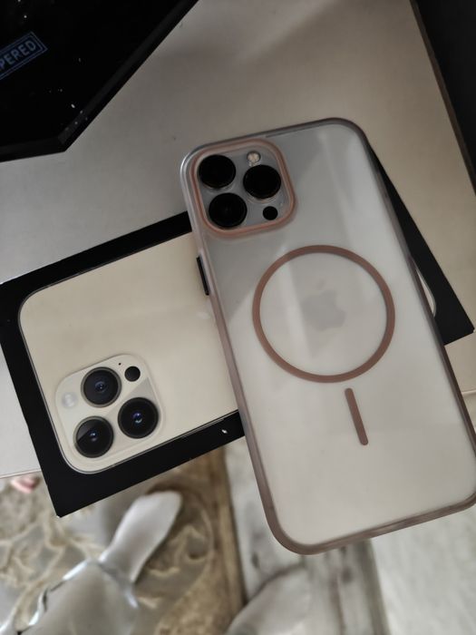Продам Айфон 13 про макс