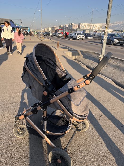 Коляска за 7000 тг