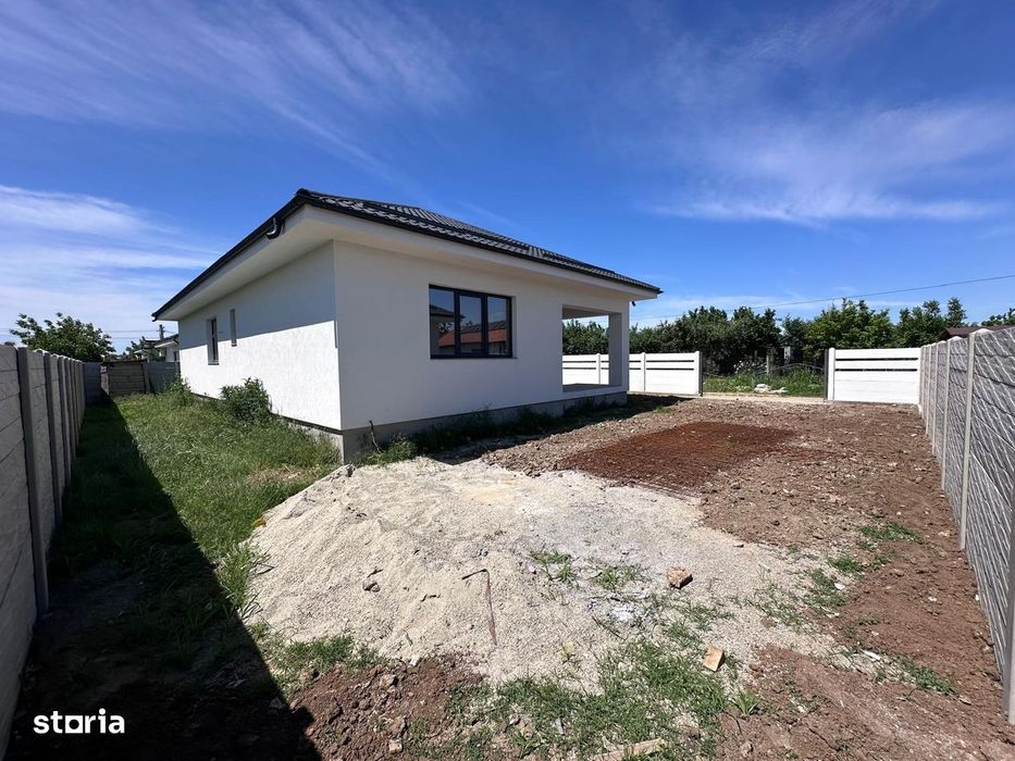Casa pe parter cu 3 dormitoare in Domnesti