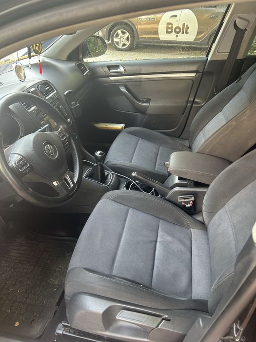 VOLKSWAGEN Golf 2012 — imagine 4