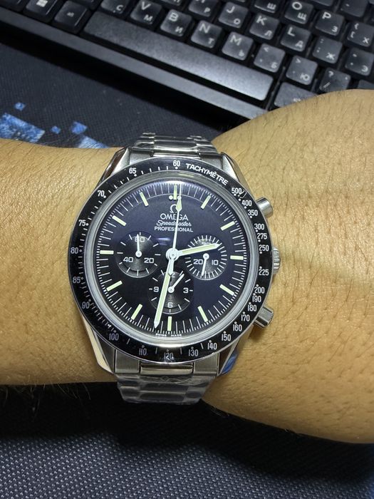 OMEGA speedmaster professional