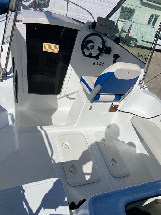 Cabinata cortina 480 cu motor 80cp si peridoc