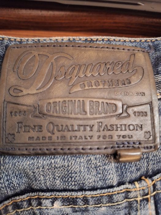 Blugi Disquared 2, marimea 48 !!