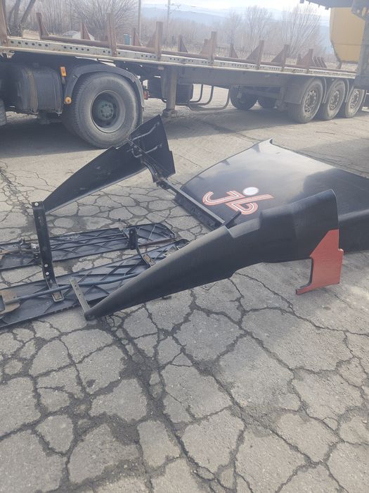 Спойлери за VOLVO малка и средна  кабина