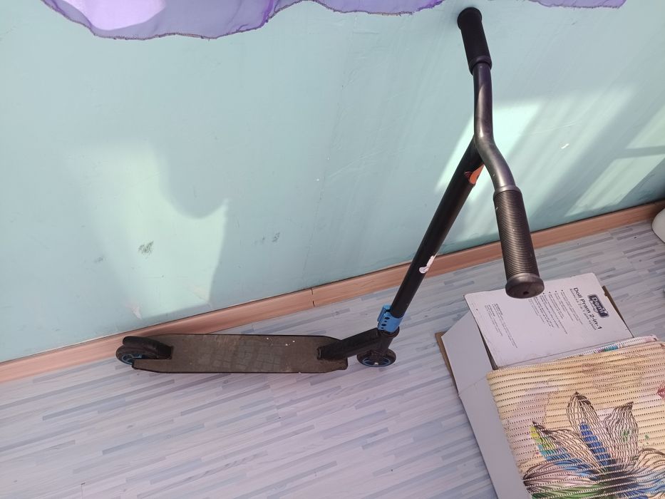 Самокат трюковой