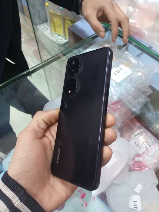 Honor x7b 128gb +8gb 6000mah