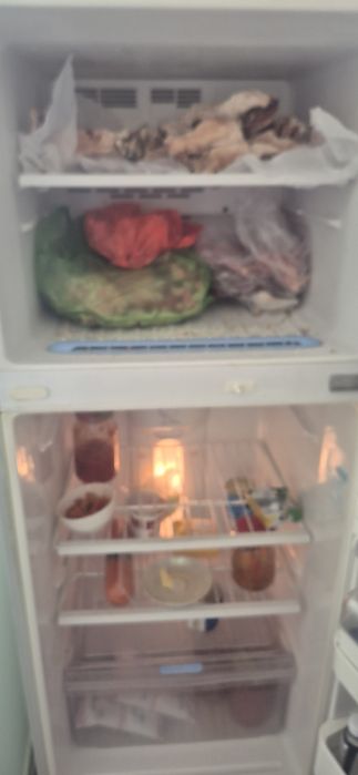 Холодильник марки"LG".