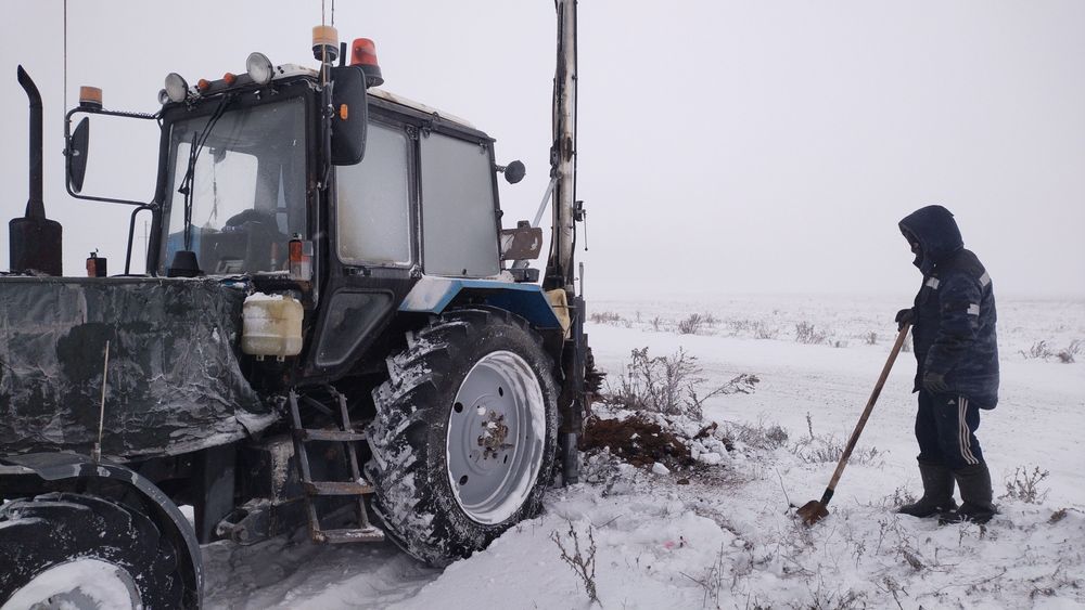 Сваи, заборы, ограждения