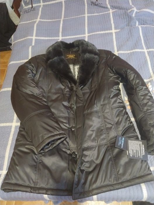 Зимняя верхняя куртка.