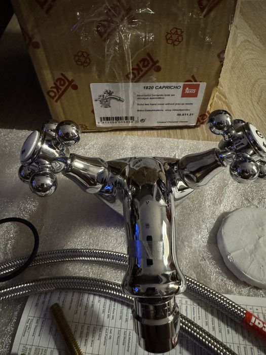 Baterie lavoar cu dublă comandă Teka 1820 CAPRICHO aerator anticalcar sistem automat metalic Pop-up crom