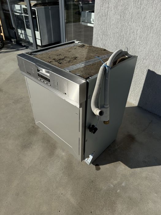 Съдомиялна машина  Миеле 60 см за вграждане