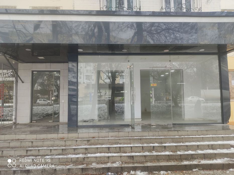 Arendaga joy 57 kv 3 hona qilingan realni busa tel qlila