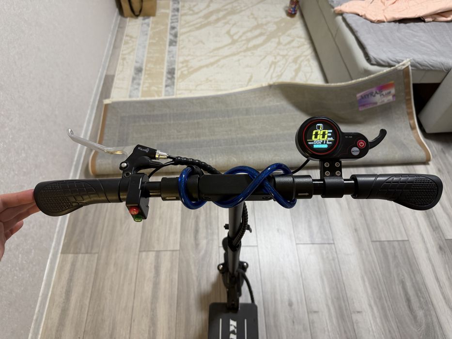 Электросамокат Kugoo