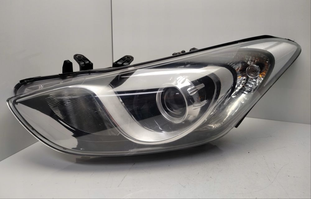 Ляв Фар Хюндай И 30  Hyundai i30 II 92101A6020