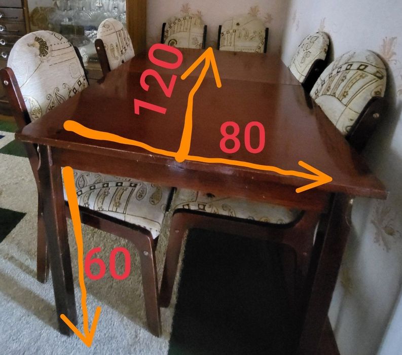 Продаётся стол, шкаф для одежды 2шт, трельяж