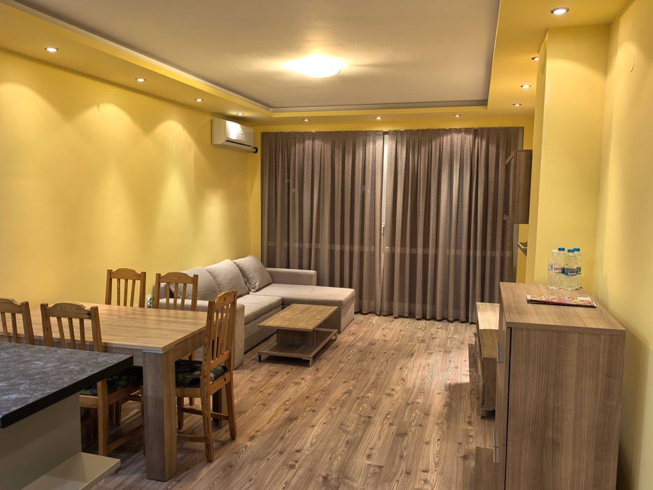 3-стаен апартамент под наем в Белите брези, Пазарджик – 400€