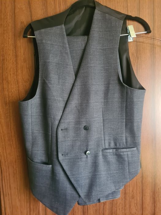 Костюм на Hugo Boss от 3 части