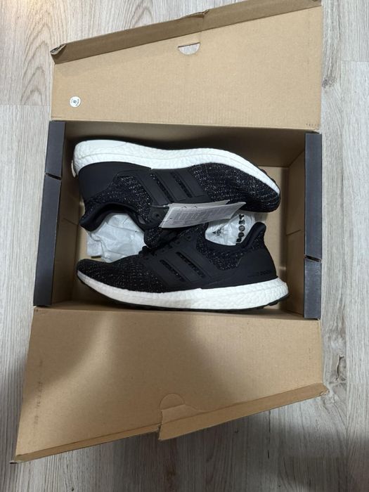 Маратонки Адидас