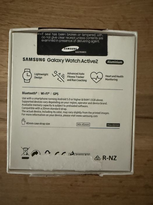 За заглавие:  Samsung Galaxy Watch Active2, 40mm + пълен комплект