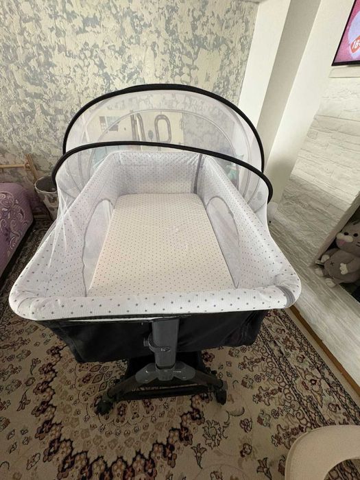 Кроватка для новорожденных