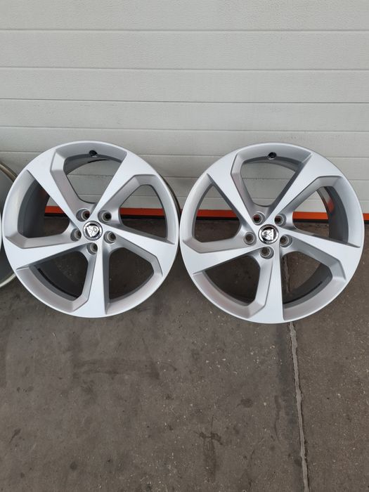 Оригинални джанти за ЯГУАР JAGUAR FORD VOLVO R19 5x108 ET45 8.5J