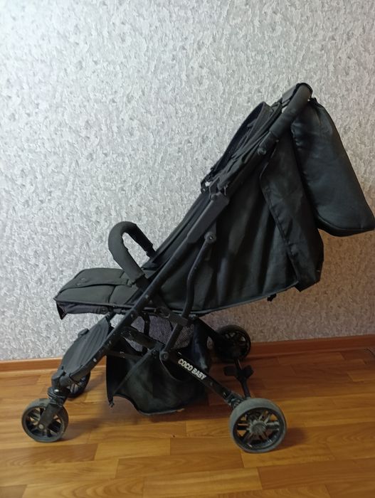 Продам прогулочную коляску