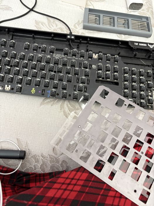 Продам клавиатуру Asus K7