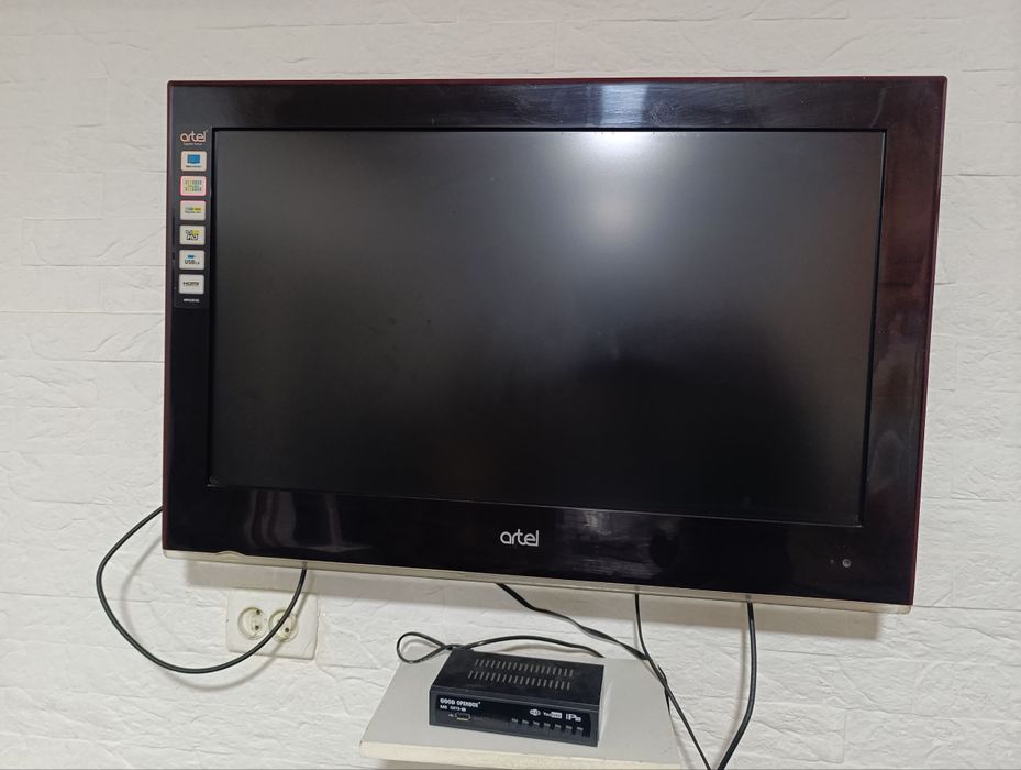 Продаю телевизор Артель
