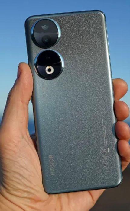 Смартфон Honor 90