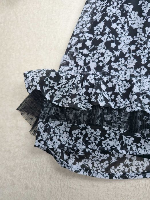 Rochie MOHITO cu imprimeu și volane - mărime 42