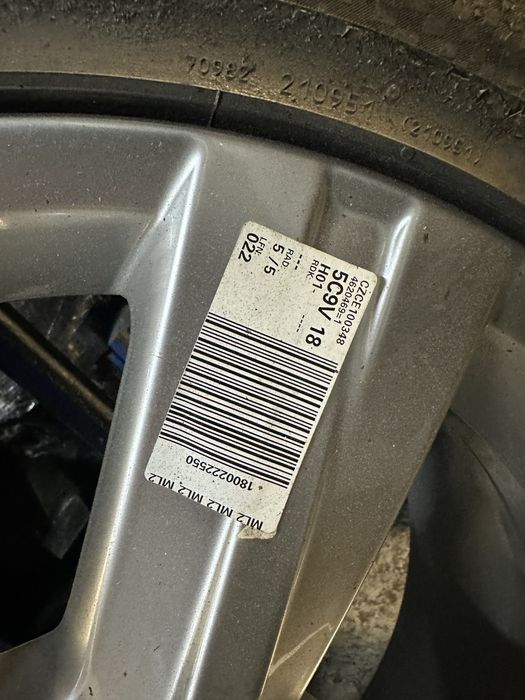 1бр оригинална джанта Vw passat golf Cc 3AA601025E 17” Et47 J7.5