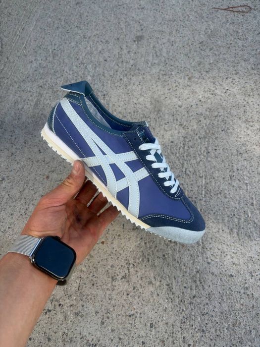 Asics made in veitnam
