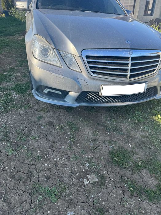 Mercedes W212 AMG на Части