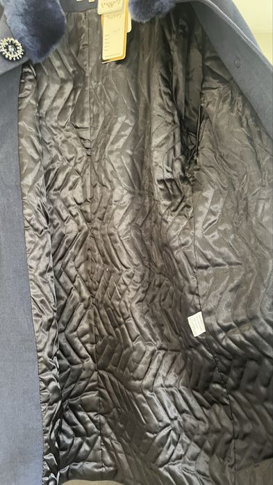 Palton dama casmir Paucinni  marima 48-50