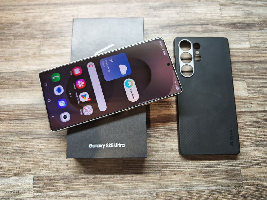 Като нов Samsung Galaxy S25 Ultra 512 GB Gray Гаранция