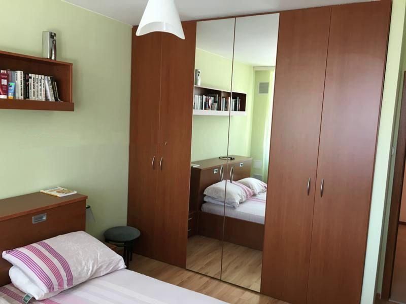 Дава се под наем Тристаен апартамент в София, Младост 2 - 76 кв.м за 650 € - Снимка #2