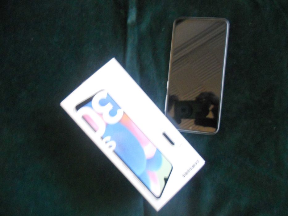 Смартфони Samsung J 3 и А30s