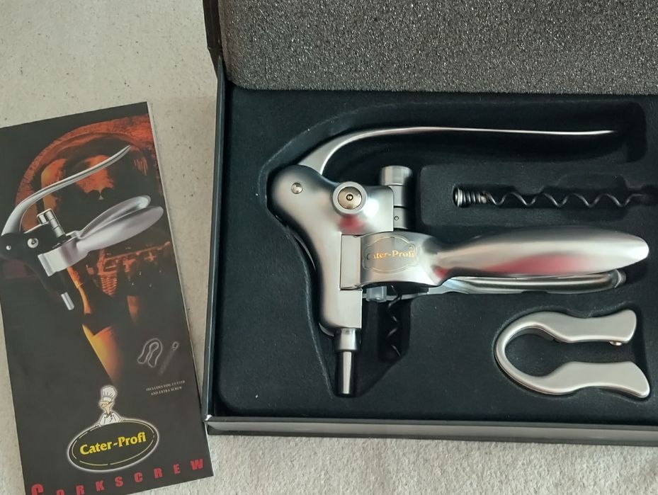 Нов тирбушон за вино

Забележки има само по кутията.