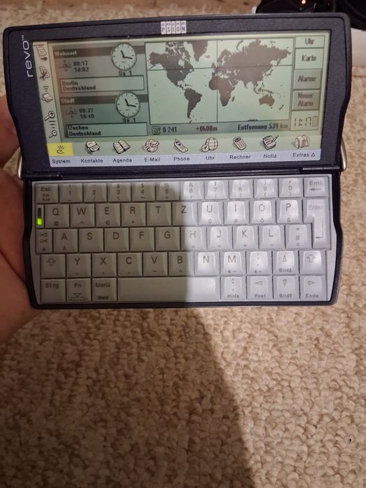 revolution computer calculator-"Psion" anului 99,functional ,colectie