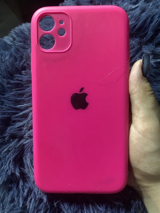 Продам чехлы на 11 айфон