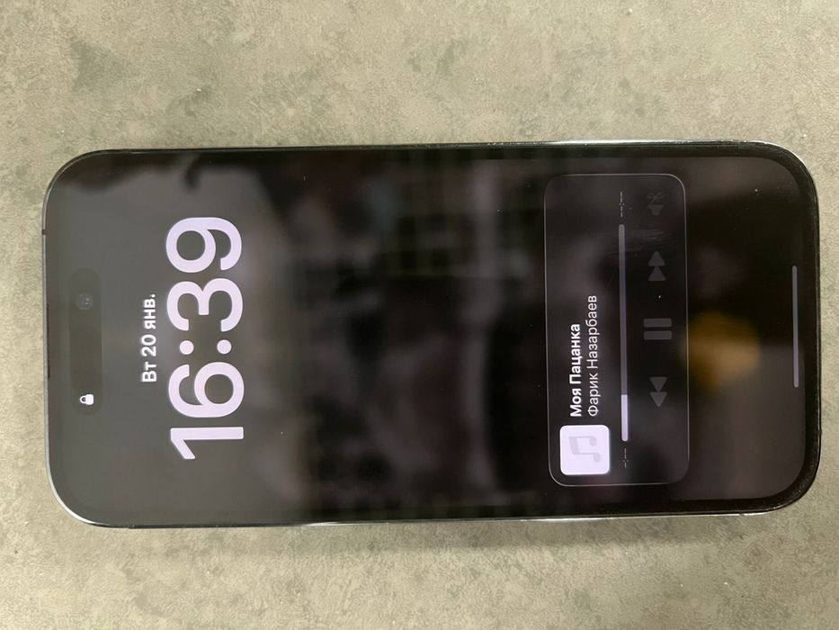 Продам Айфон 14 про