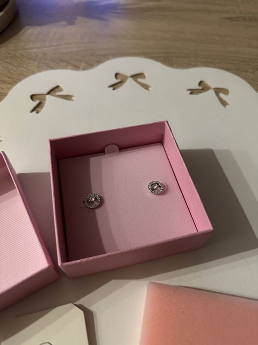 Обеци Swarovski Constella