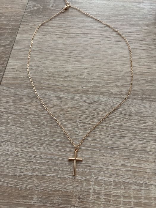 НОВО ! Женско Кръстче