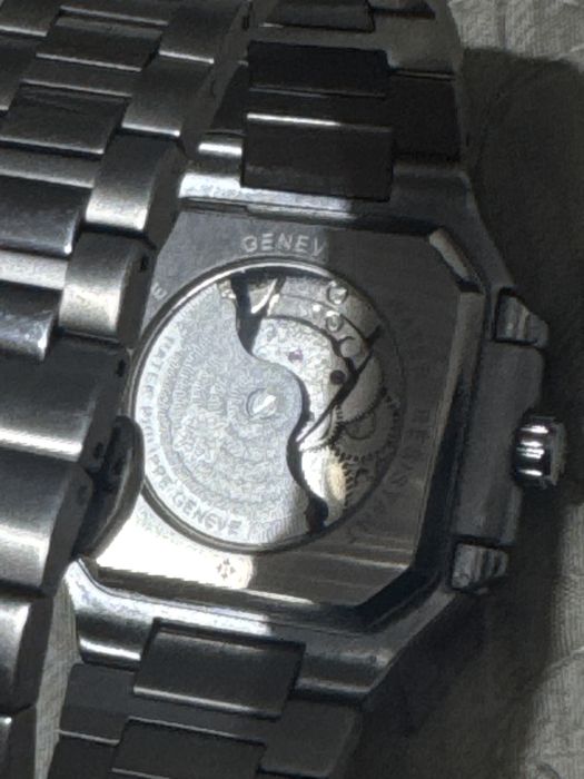 Patek philipe cubitus