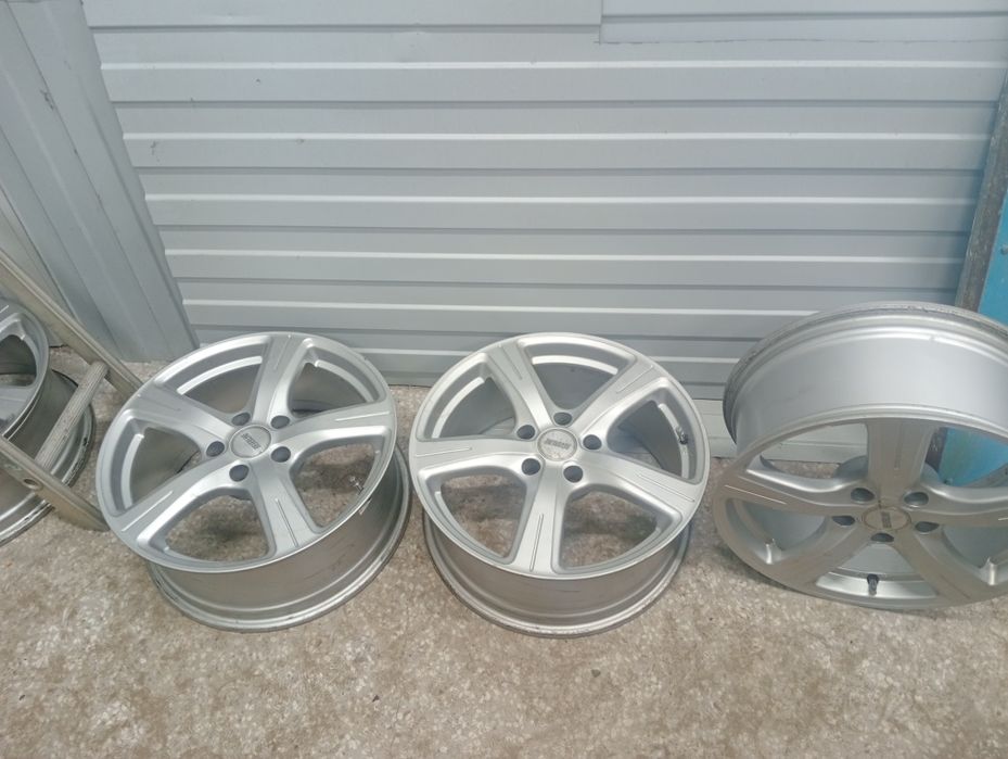 Продам диски р18
