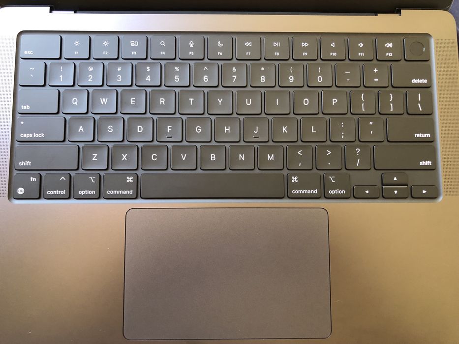 100%/3 цикл 2023 Apple MacBook Pro 14-дюйм M3 Pro Chip LL/A сотилади