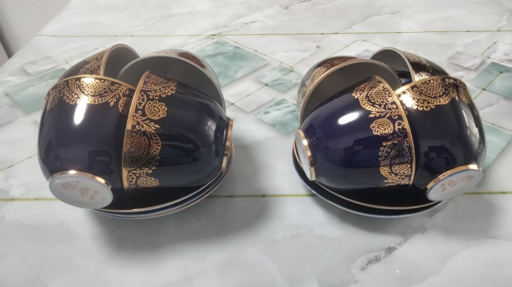 Фарфоровый чайный набор