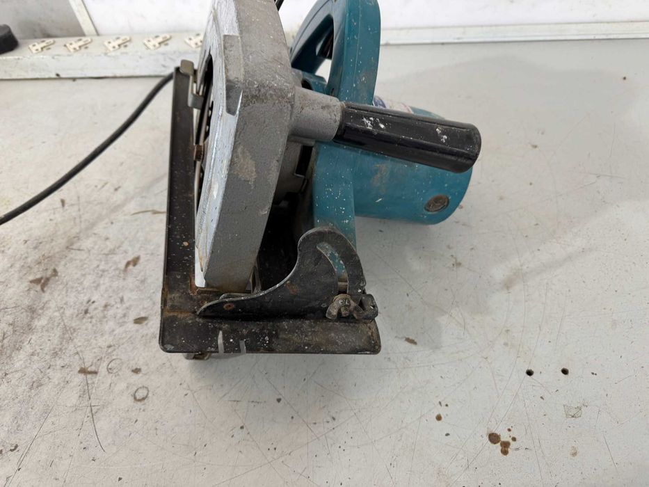Ръчен циркуляр - Makita 1380 W/ 235 mm